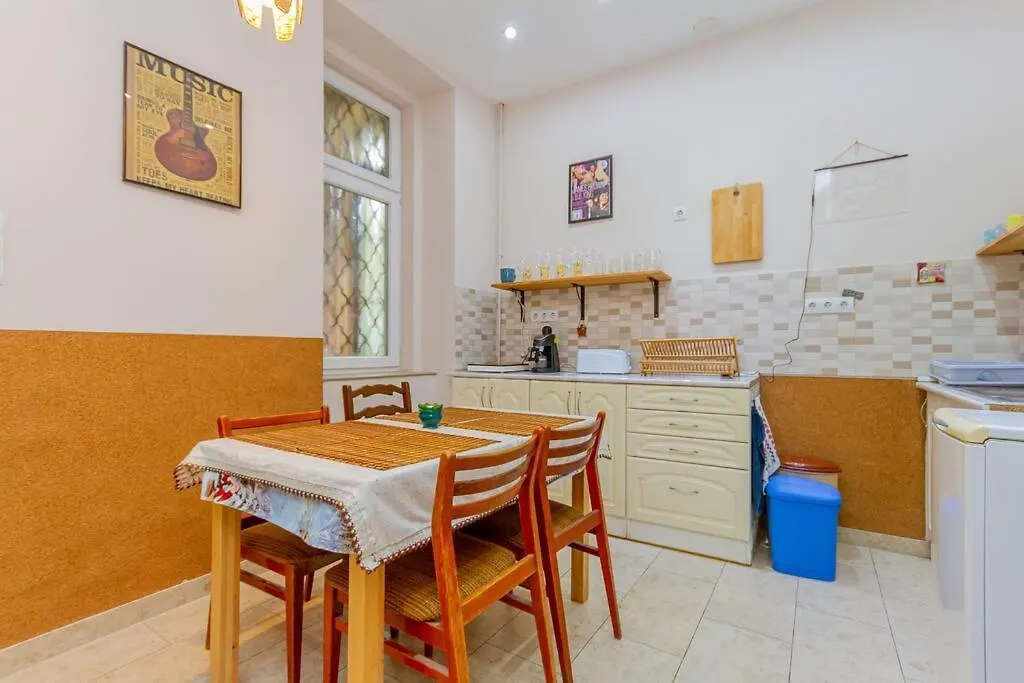 Synagogue Loft 3Br Free Parking Apartman Budapest 0*,
