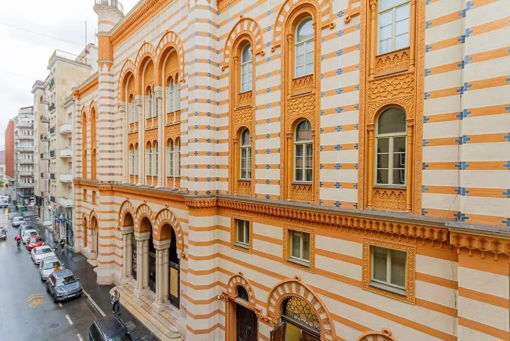 Synagogue Loft 3Br Free Parking Apartman Budapest